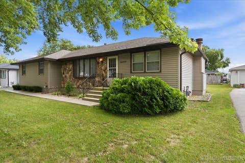 Tiny photo for 3268 D Hutchison Avenue, Joliet, IL 60431 (MLS # 12715837)