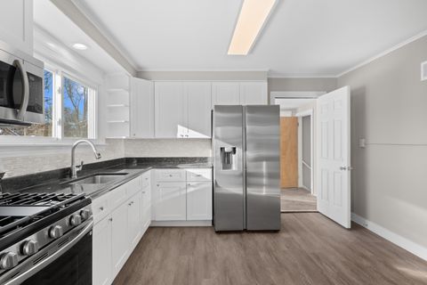 Tiny photo for 5604 S Madison Avenue, Countryside, IL 60525 (MLS # 12573216)