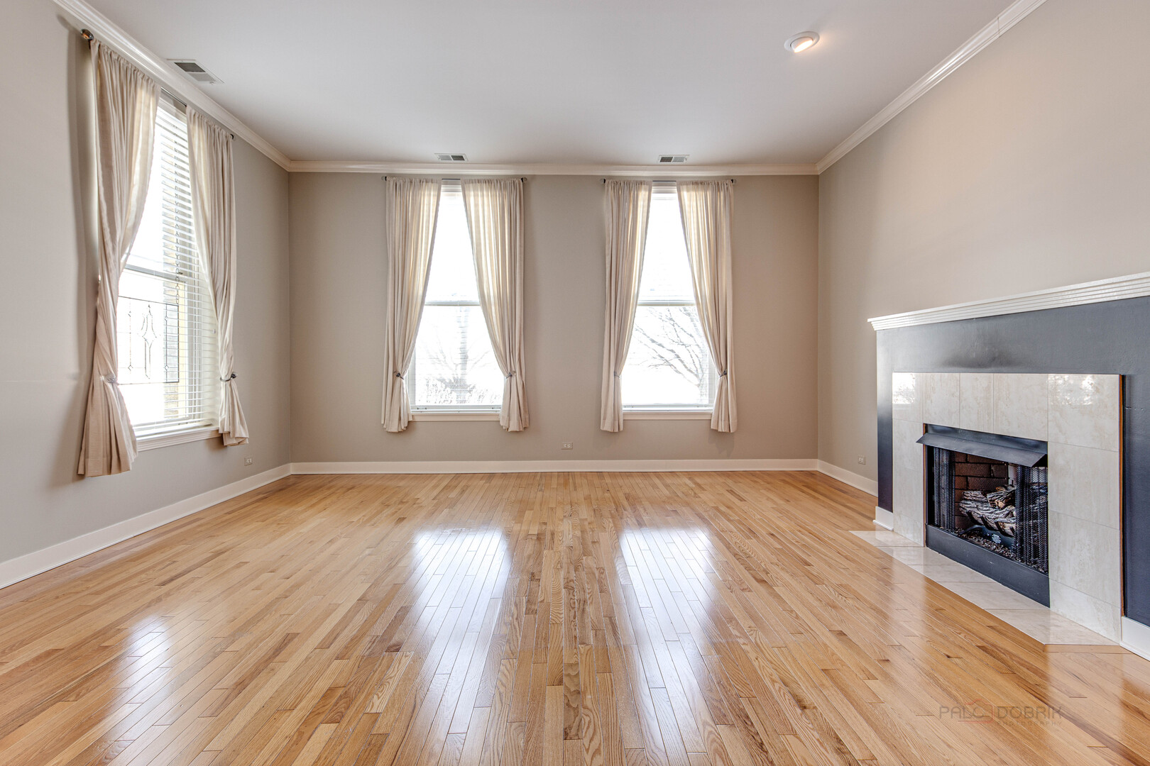 210 Leonard Wood S 101