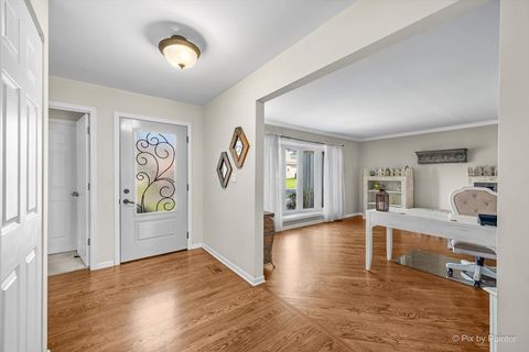 Tiny photo for 39867 N Harbor Ridge Drive, Antioch, IL 60002 (MLS # 12635804)