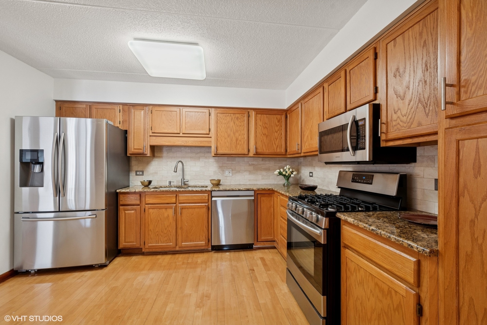 5225 N Riversedge Terrace 302