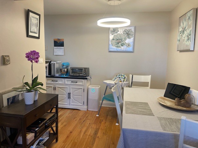 5310 N CHESTER Avenue 411