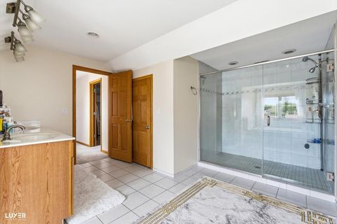 Tiny photo for 5900 W 90TH Street, Oak Lawn, IL 60453 (MLS # 12656743)