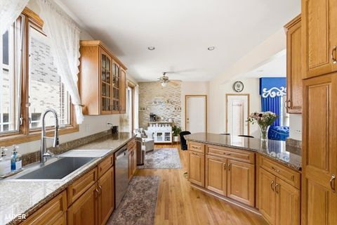 Tiny photo for 5900 W 90TH Street, Oak Lawn, IL 60453 (MLS # 12656743)