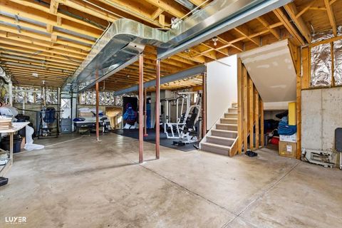 Tiny photo for 5900 W 90TH Street, Oak Lawn, IL 60453 (MLS # 12656743)