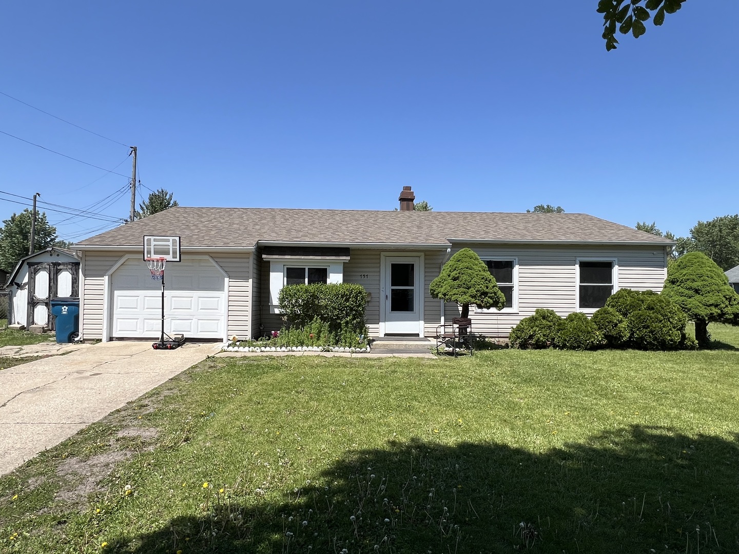 757 Crestwood Drive