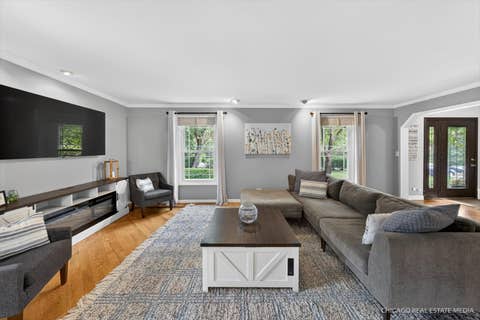 Tiny photo for 1125 W Wood Street, Palatine, IL 60067 (MLS # 12714303)