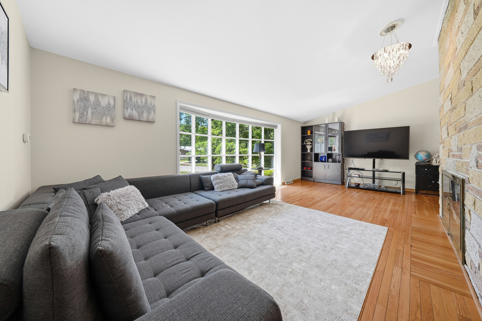 895 Sumac Road
