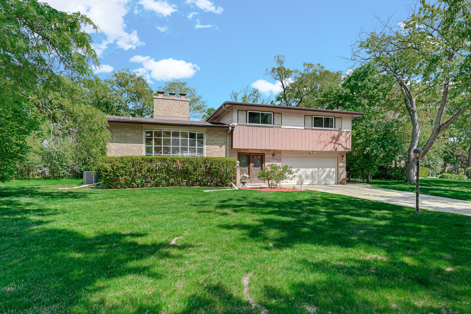 895 Sumac Road