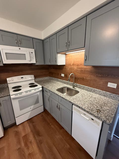 Tiny photo for 10351 Chaucer Street #2S, Westchester, IL 60154 (MLS # 12708699)