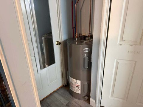 Tiny photo for 1122 N 17th Street, Quincy, IL 62301 (MLS # 12685169)