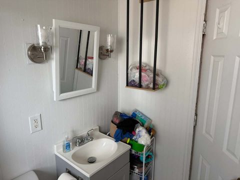 Tiny photo for 1122 N 17th Street, Quincy, IL 62301 (MLS # 12685169)