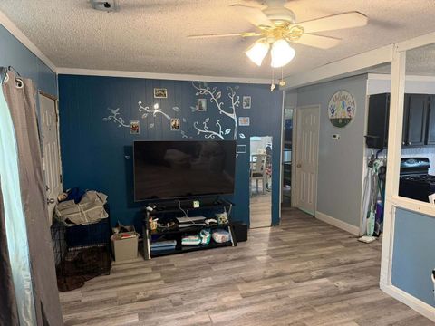 Tiny photo for 1122 N 17th Street, Quincy, IL 62301 (MLS # 12685169)