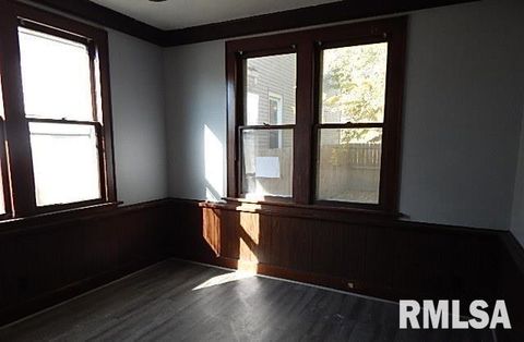 Tiny photo for 1854 W 8TH Street, Davenport, IA 52802 (MLS # QC4269076)