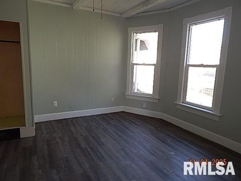 Tiny photo for 1854 W 8TH Street, Davenport, IA 52802 (MLS # QC4269076)