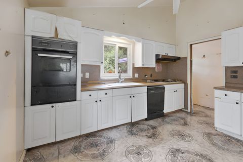 Tiny photo for 15230 Meadow Lane, Dolton, IL 60419 (MLS # 12430464)