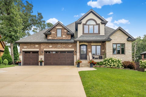 Photo of 10047 S 86th Court, Palos Hills, IL 60465 (MLS # 12730834)