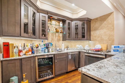 Tiny photo for 10047 S 86th Court, Palos Hills, IL 60465 (MLS # 12730834)