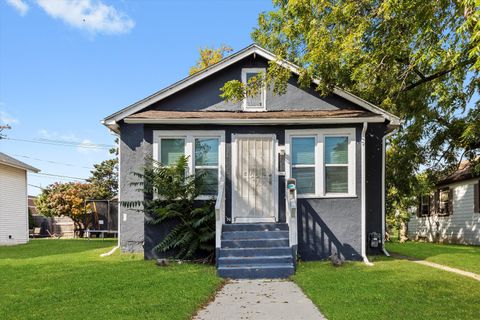 Tiny photo for North Chicago, IL 60064 (MLS # 12498633)