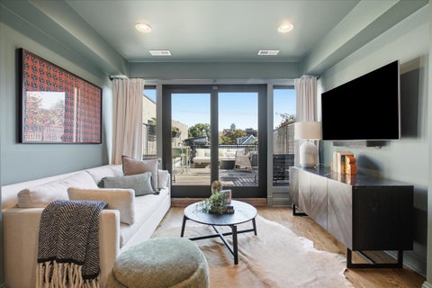Tiny photo for 2049 N Dayton Street, Chicago, IL 60614 (MLS # 12751172)