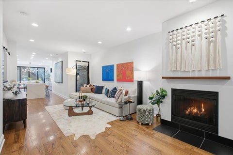 Tiny photo for 2049 N Dayton Street, Chicago, IL 60614 (MLS # 12751172)