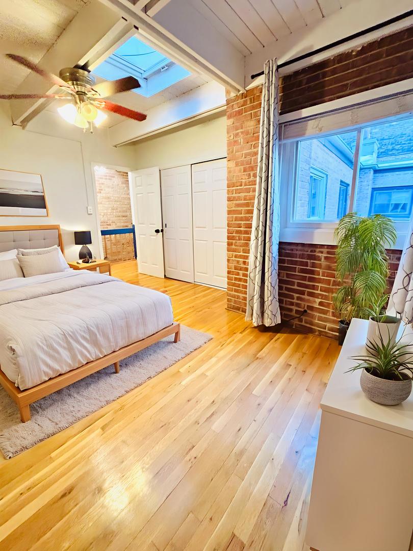 1630 N Sedgwick Street 2