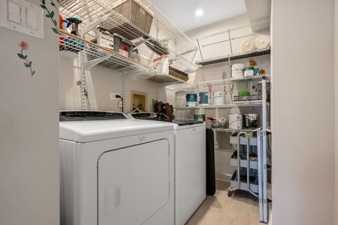 Tiny photo for 1125 Lake Cook Road #501E, Northbrook, IL 60062 (MLS # 12566862)