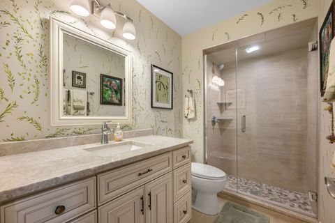 Tiny photo for 1125 Lake Cook Road #501E, Northbrook, IL 60062 (MLS # 12566862)