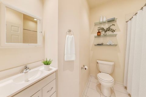 Tiny photo for 4948 N Kimball Avenue #4W, Chicago, IL 60625 (MLS # 12478149)
