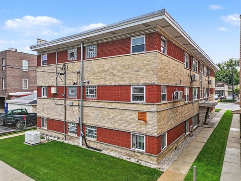 Photo of 6043 N Northwest Highway #5, Chicago, IL 60631 (MLS # 12749042)