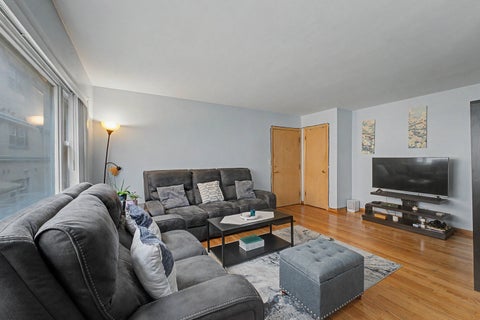 Tiny photo for 6043 N Northwest Highway #5, Chicago, IL 60631 (MLS # 12749042)