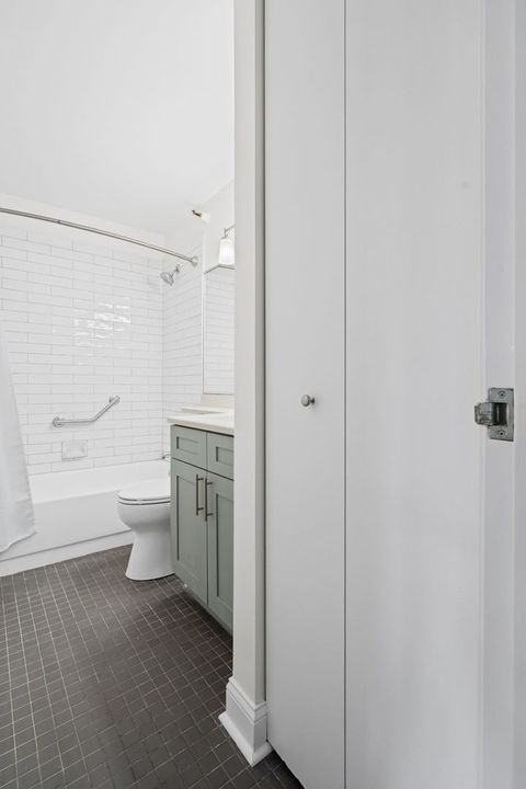 Tiny photo for 3660 N LAKE SHORE Drive #502, Chicago, IL 60613 (MLS # 12605425)