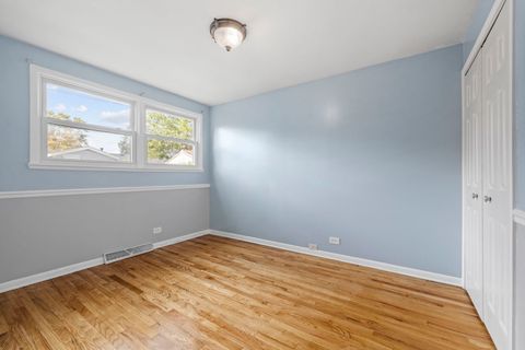 Tiny photo for 16520 Brenden Lane, Oak Forest, IL 60452 (MLS # 12501983)
