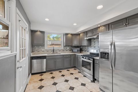 Tiny photo for 16520 Brenden Lane, Oak Forest, IL 60452 (MLS # 12501983)