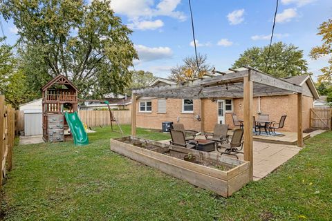 Tiny photo for 16520 Brenden Lane, Oak Forest, IL 60452 (MLS # 12501983)