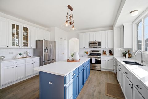 Tiny photo for 1688 Saint Andrew Drive, Vernon Hills, IL 60061 (MLS # 12493472)