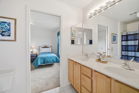 Tiny photo for 1688 Saint Andrew Drive, Vernon Hills, IL 60061 (MLS # 12493472)