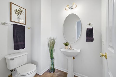 Tiny photo for 1688 Saint Andrew Drive, Vernon Hills, IL 60061 (MLS # 12493472)