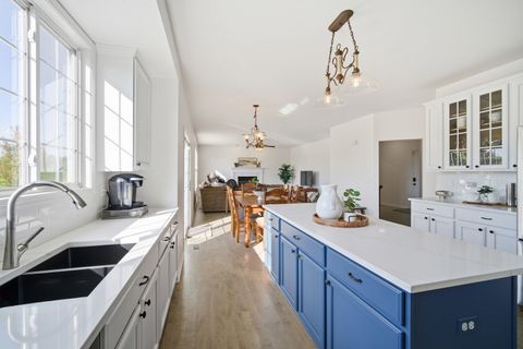 Tiny photo for 1688 Saint Andrew Drive, Vernon Hills, IL 60061 (MLS # 12493472)