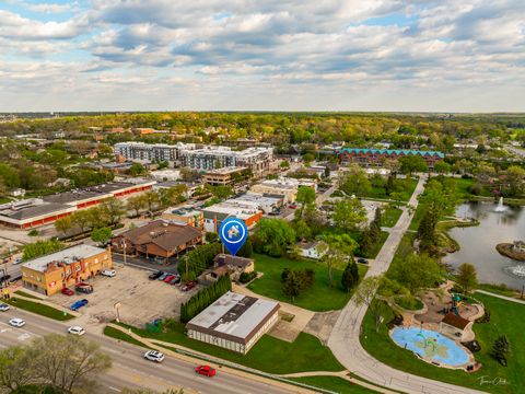 Tiny photo for 4703 Garfield Avenue, Lisle, IL 60532 (MLS # 12357628)