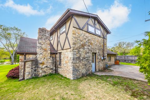 Tiny photo for 4703 Garfield Avenue, Lisle, IL 60532 (MLS # 12357628)