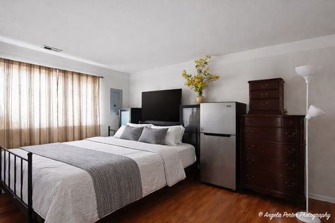 Tiny photo for 5309 COBBLERS Crossing, McHenry, IL 60050 (MLS # 12561163)