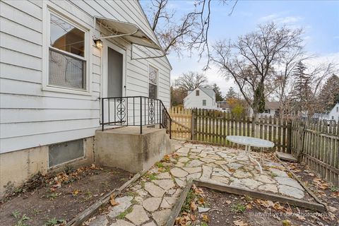Tiny photo for 302 S Park Street, Westmont, IL 60559 (MLS # 12522662)