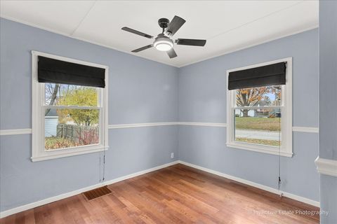 Tiny photo for 302 S Park Street, Westmont, IL 60559 (MLS # 12522662)