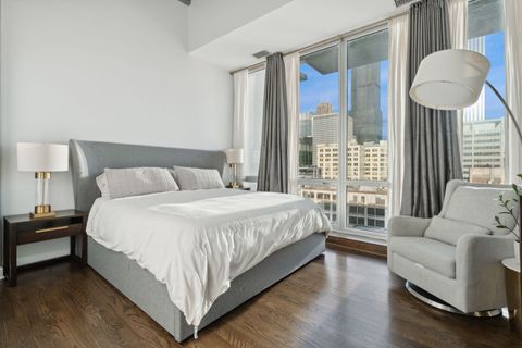 Tiny photo for 700 W Van Buren Street #PH2, Chicago, IL 60607 (MLS # 12584219)