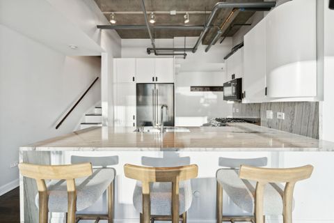 Tiny photo for 700 W Van Buren Street #PH2, Chicago, IL 60607 (MLS # 12584219)