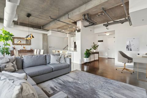 Tiny photo for 700 W Van Buren Street #PH2, Chicago, IL 60607 (MLS # 12584219)