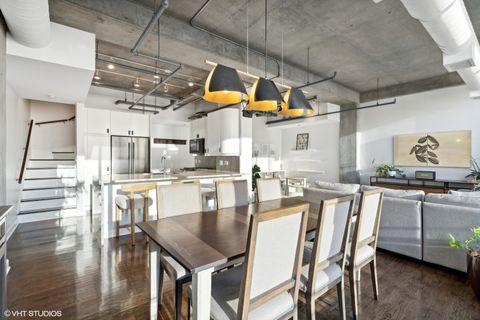 Tiny photo for 700 W Van Buren Street #PH2, Chicago, IL 60607 (MLS # 12584219)