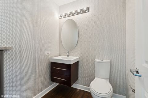 Tiny photo for 700 W Van Buren Street #PH2, Chicago, IL 60607 (MLS # 12584219)