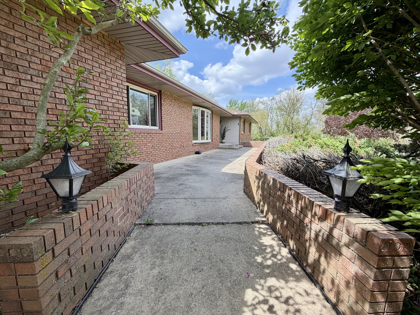 1597 County Road 3300